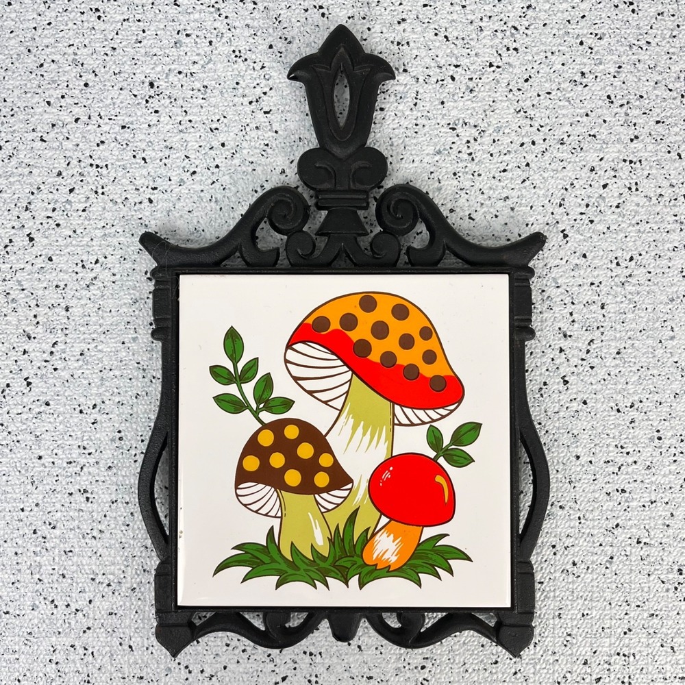 Vintage 1978 Merry Mushroom Tile Cast Iron Trivet Pot Holder Sears Roebuck